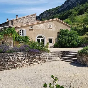 Les Fonts De Baix Bed and breakfast